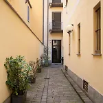 Porta Romana - Leobrothers - Corso Lodi 12 *